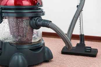 vacuum-cleaner-carpet-cleaner-housework-housekeeping-38325